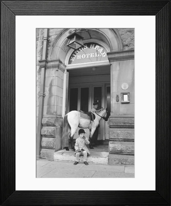 Framed Print : Whisky the pony at his local pub, The Kings Head Hotel Bar in Barnard Castle County