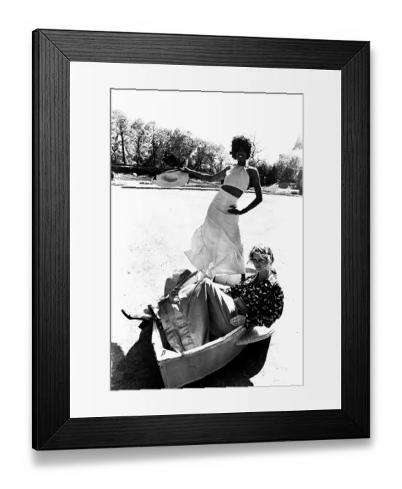 Framed Print : A fashion shoot from 30 May 1972 - Models wear summer dresses Framed Print : A fashion shoot from 30 May 1972 - Models wear summer dresses