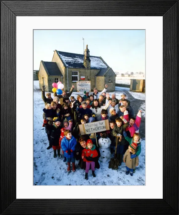 Framed Print : Children and parents from Netherton School with acting Headmistress Kat Stripp Framed Print : Children and parents from Netherton School with acting Headmistress Kat Stripp