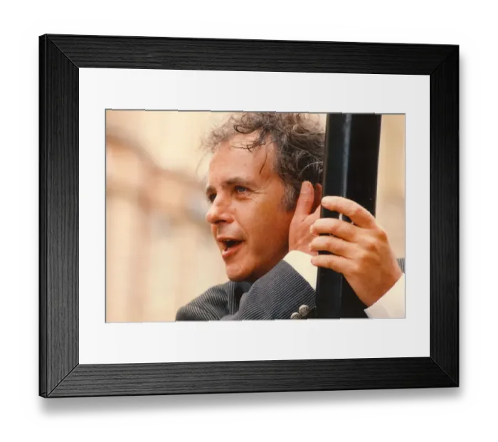 Framed Print : Singer David Essex at Newcastles Theatre Royal 20 June 1995 Framed Print : Singer David Essex at Newcastles Theatre Royal 20 June 1995