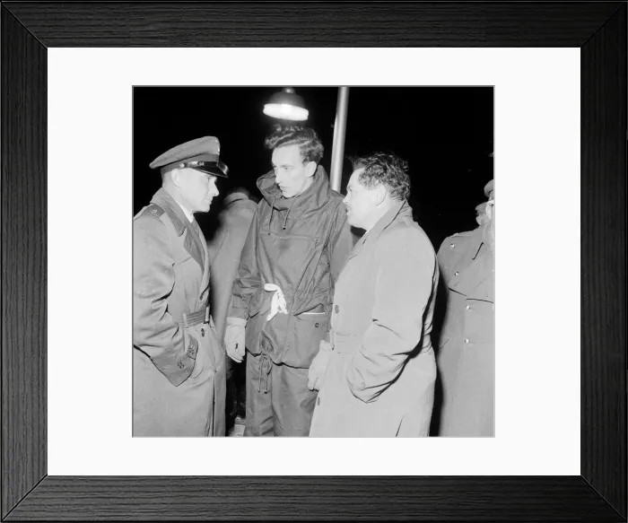 Framed Print : TV presenter Raymond Baxter seen here boarding the Goodwin lightship 23rd November 1956 Framed Print : TV presenter Raymond Baxter seen here boarding the Goodwin lightship 23rd November 1956