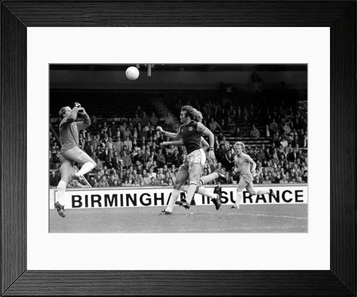 Framed Print : English League Division One match at Villa Park. Aston Villa 1 v Coventry City 0