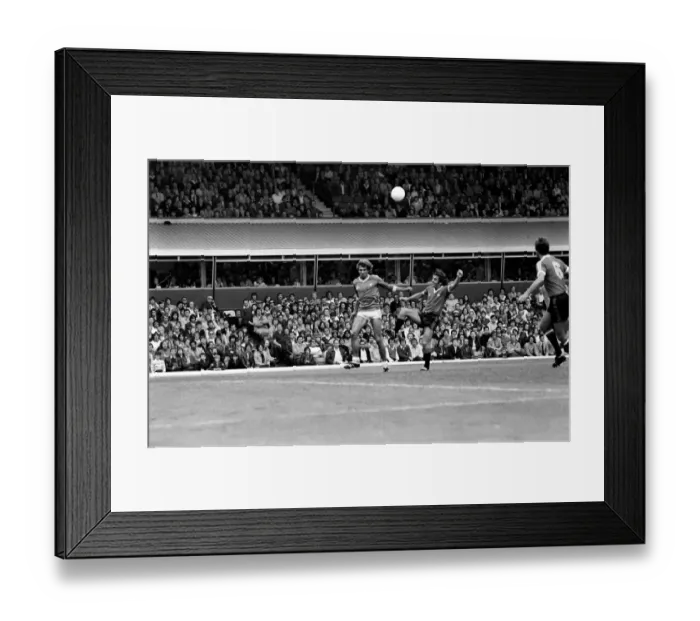 Framed Print : English League Division One match at St. Andrews. Birmingham City 0 v Manchester United 0