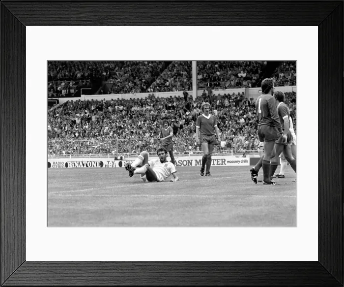Framed Print : F. A Community Shield. Liverpool 1 v. West Ham United 0. August 1980 LF04-05-019
