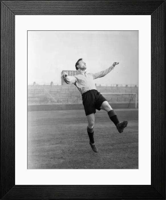 Framed Print : Photographer Lyons DM Staff Ivor Broadis Manchester City Framed Print : Photographer Lyons DM Staff Ivor Broadis Manchester City