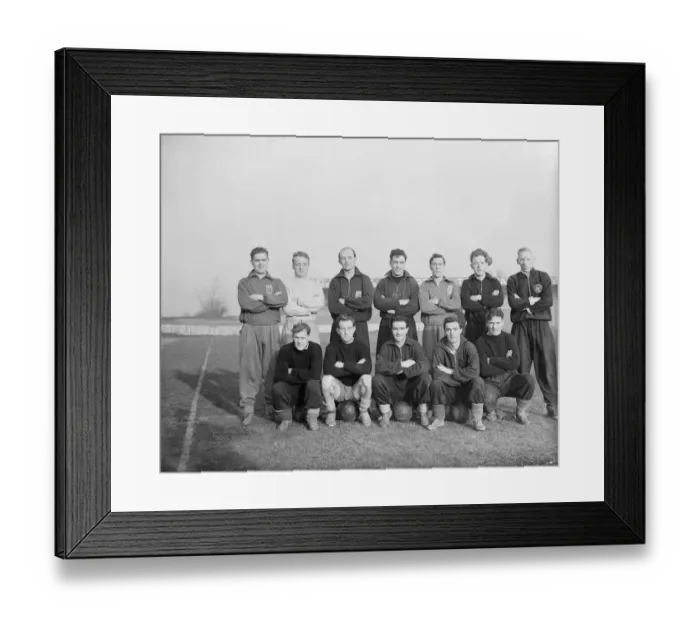 Framed Print : Football Scunthorpe FC with trainer Bill Corkhill DM 14 / 12 / 1951 Framed Print : Football Scunthorpe FC with trainer Bill Corkhill DM 14 / 12 / 1951