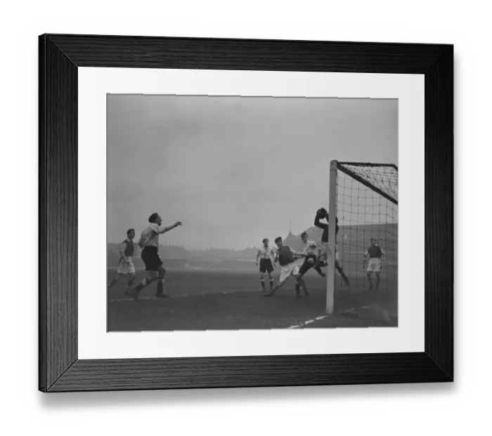 Framed Print : Football Ipswich v Gateshead 22 / 1 / 1952 C368 / 1 Framed Print : Football Ipswich v Gateshead 22 / 1 / 1952 C368 / 1