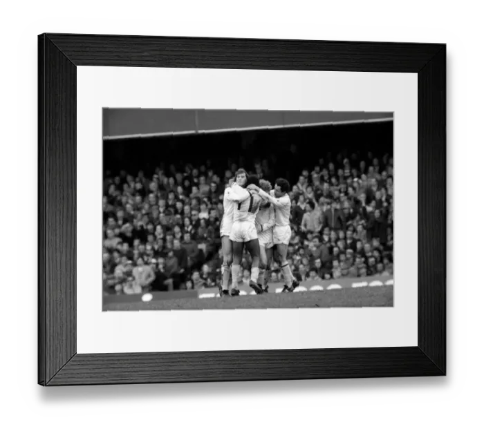 Framed Print : F. A Cup Football. Chelsea 2 v. Tottenham Hotspurs 3. F. A. Cup March 1982 LF08-16-131