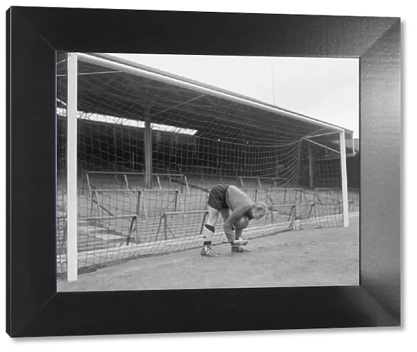 Football Wolverhampton Wanderers Goalkeeper Bert Williams August 1950