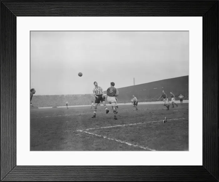 Framed Print : Football West Ham v Sheffield Utd. 22  /  1  /  1952 C373  /  3