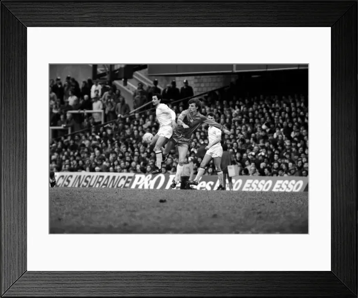 Framed Print : F. A Cup Football. Chelsea 2 v. Tottenham Hotspurs 3. F. A. Cup March 1982 LF08-16-082 Framed Print : F. A Cup Football. Chelsea 2 v. Tottenham Hotspurs 3. F. A. Cup March 1982 LF08-16-082