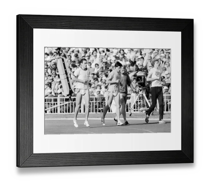 Framed Print : Runnings warm up ahead of Mens 1500 metres final at the 1980 Summer Olympics in Moscow