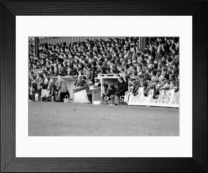 Framed Print : English League Division One match. Crystal Palace 0 v Manchester United 2 Framed Print : English League Division One match. Crystal Palace 0 v Manchester United 2