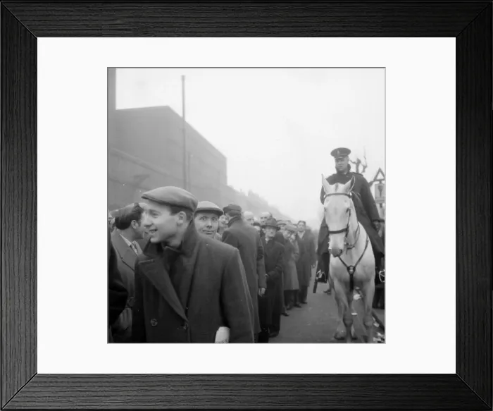 Framed Print : West Ham fans queue at Upton Park as tickets for their FA Cup match against Fulham go Framed Print : West Ham fans queue at Upton Park as tickets for their FA Cup match against Fulham go