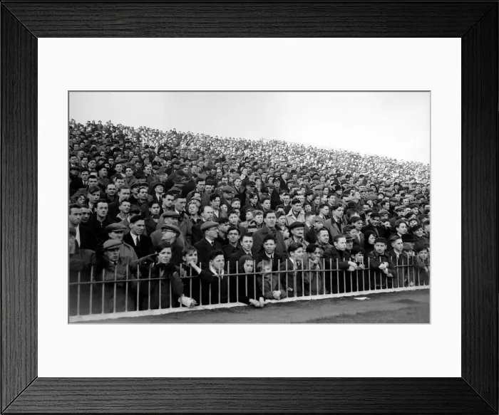 Framed Print : English FA Cup. Crowd scene watching Aston Villa 2 v Bolton Wanderers 1 Framed Print : English FA Cup. Crowd scene watching Aston Villa 2 v Bolton Wanderers 1