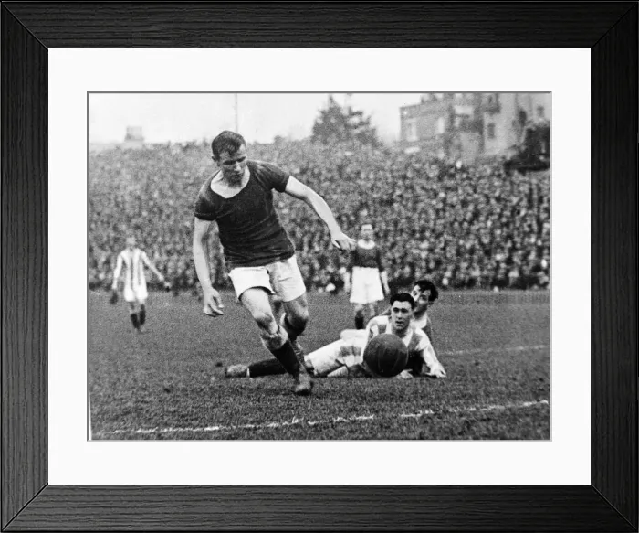 Framed Print : FA Cup. Brighton & Hove Albion 1-5 Manchester City. 23 February 1924 Framed Print : FA Cup. Brighton & Hove Albion 1-5 Manchester City. 23 February 1924