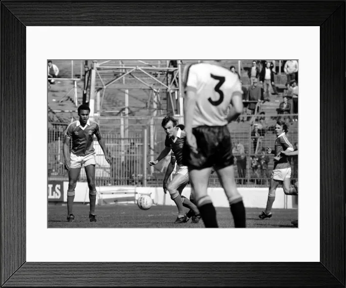 Framed Print : English League Division Two match at The Valley. Charlton Athletic 1 v Watford 1