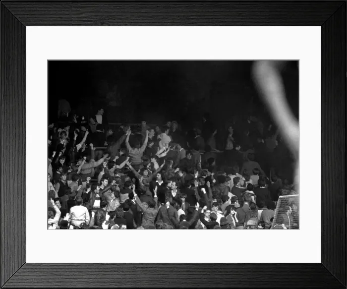 Framed Print : English League Division One match at Highbury. Arsenal 2 v West Ham United 0 Framed Print : English League Division One match at Highbury. Arsenal 2 v West Ham United 0