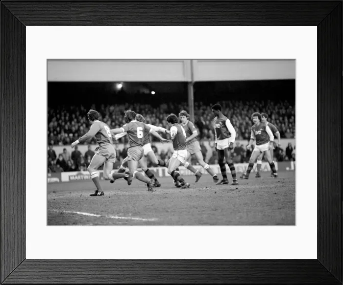 Framed Print : English League Division One match at Highbury. Arsenal 2 v Swansea City 1 Framed Print : English League Division One match at Highbury. Arsenal 2 v Swansea City 1