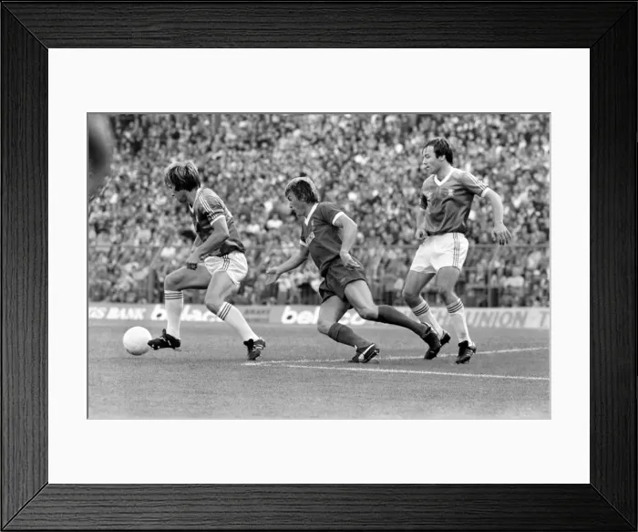 Framed Print : English League Division One match at St. Andrews. Birmingham City 1 v Liverpool 1 Framed Print : English League Division One match at St. Andrews. Birmingham City 1 v Liverpool 1