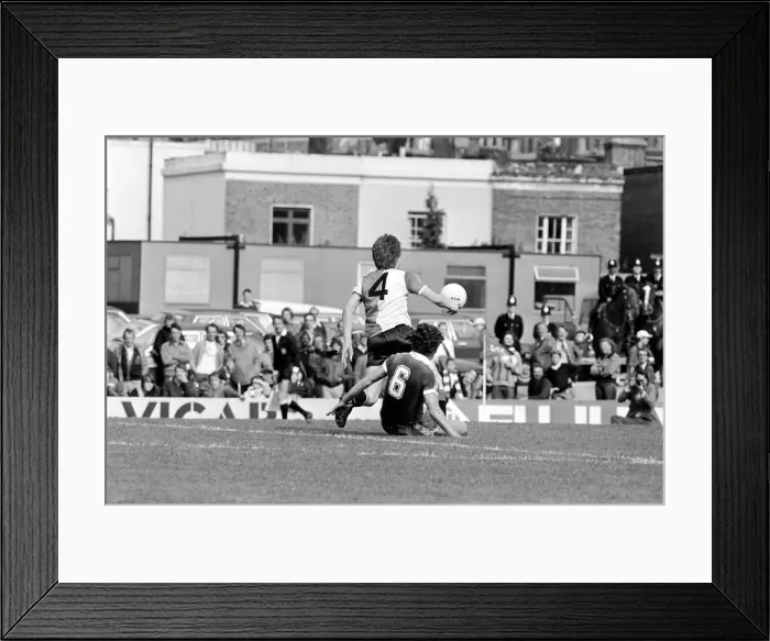 Framed Print : English League Division Two match at Stamford Bridge. Chelsea 1 v Queens Park Rangers 1 Framed Print : English League Division Two match at Stamford Bridge. Chelsea 1 v Queens Park Rangers 1