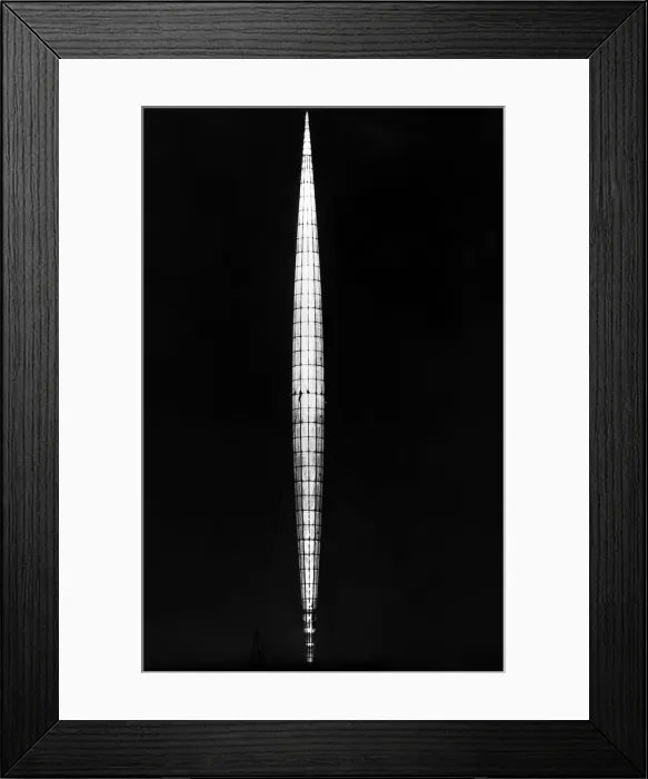 Framed Print : The Skylon landmark of Londons South Bank Exhibition Festival Of