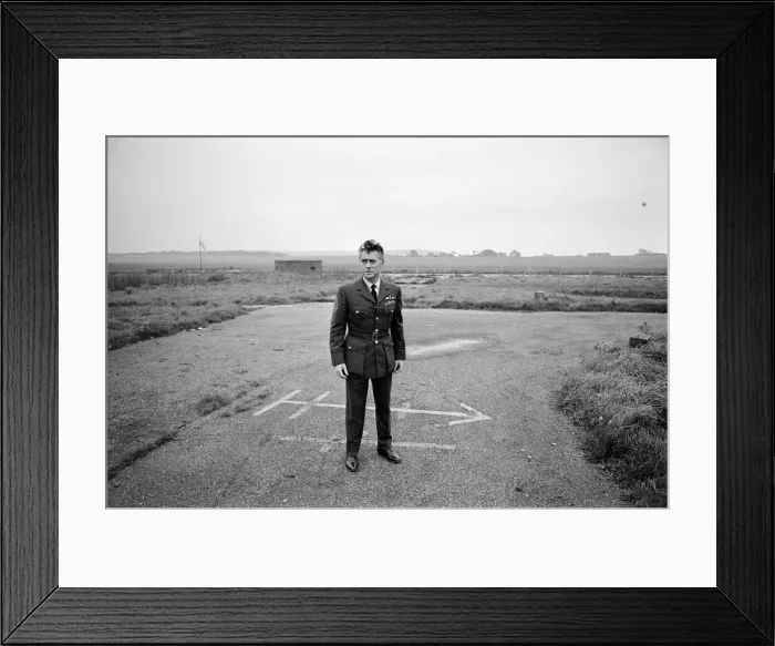 Framed Print : Richard Todd actor on location in Folkestone 7th November 1968
