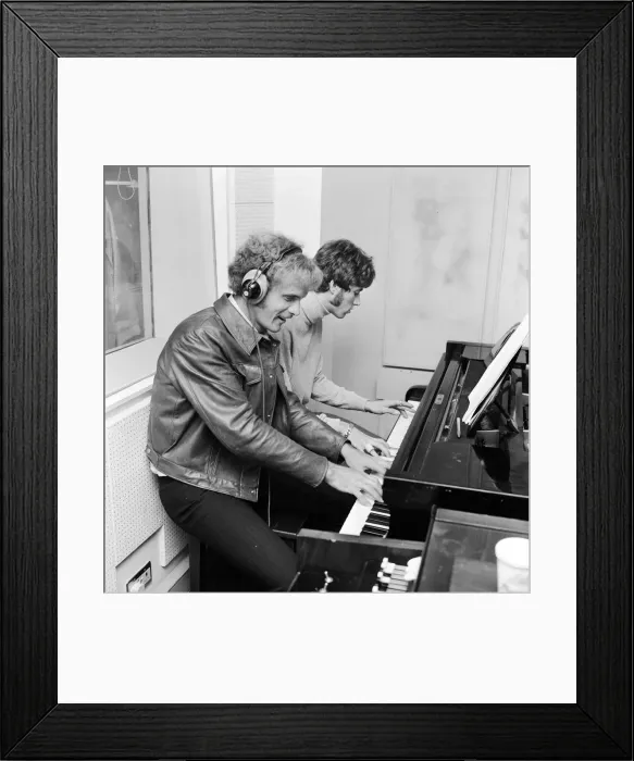 Framed Print : Ray Moore (21) Coca Cola salesman from South Africa & Wimbledon Quarter Finalist 1968