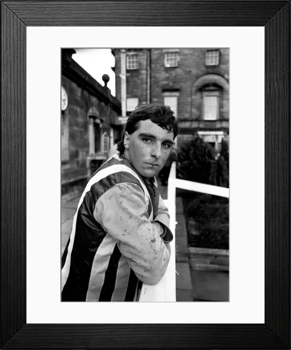 Framed Print : Jockey Geoff Harker rode Green Archer in the Comedy Of Errors Novice s Framed Print : Jockey Geoff Harker rode Green Archer in the Comedy Of Errors Novice s