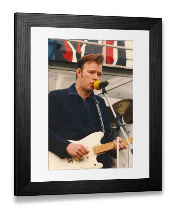 Framed Print : Singer Edwin Collins at the Radio One Road Show 19 July 1995