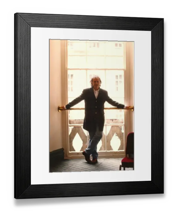 Framed Print : Singer David Essex at Newcastles Theatre Royal 20 June 1995 Framed Print : Singer David Essex at Newcastles Theatre Royal 20 June 1995
