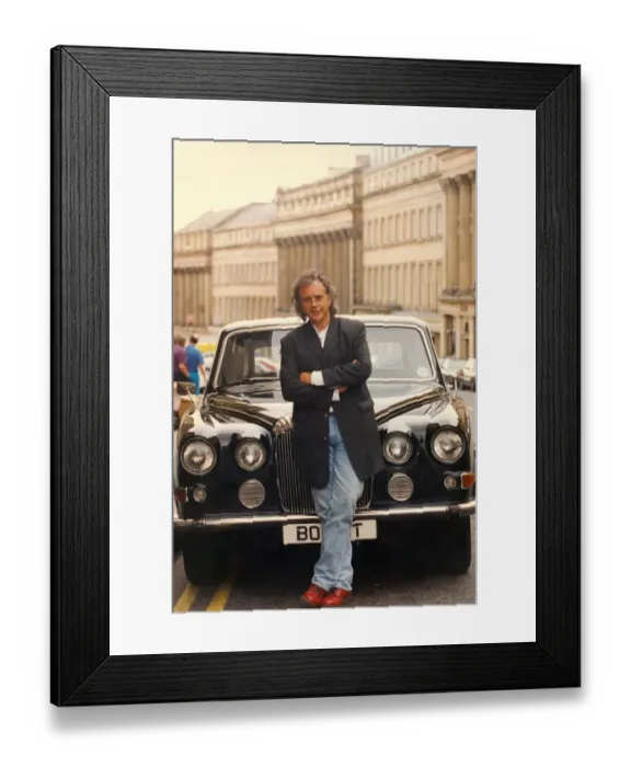 Framed Print : Singer David Essex at Newcastles Theatre Royal 20 June 1995 Framed Print : Singer David Essex at Newcastles Theatre Royal 20 June 1995
