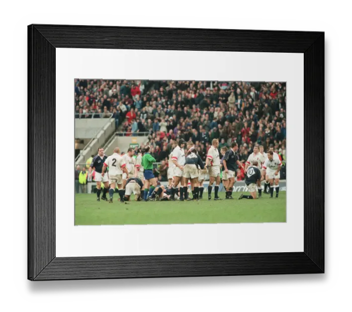 Framed Print : Calcutta Cup Five Nations. England 24 v. Scotland 21 at Twickenham