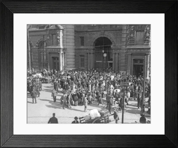 Framed Print : Refugees from the advancing Germans gather outside the Central Railway Station in Antwerp Framed Print : Refugees from the advancing Germans gather outside the Central Railway Station in Antwerp