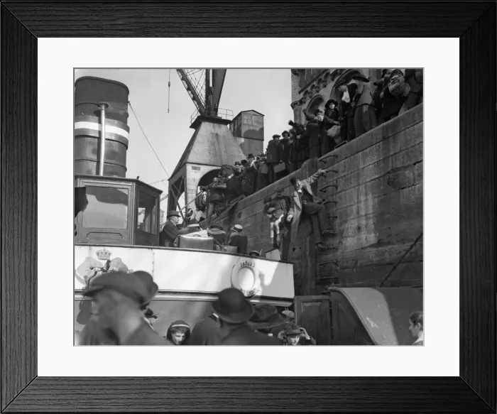 Framed Print : The Fall of Antwerp October 1914 There was a rush of refugees from Antwerp for Framed Print : The Fall of Antwerp October 1914 There was a rush of refugees from Antwerp for
