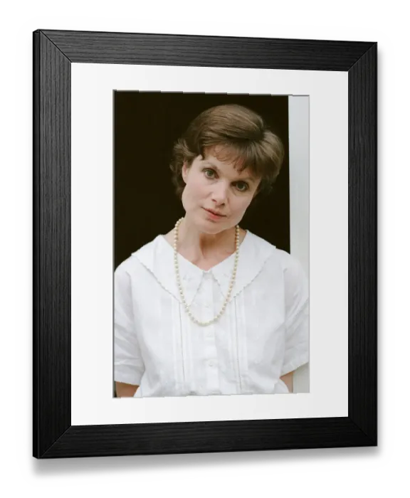 Framed Print : Former James Bond girl Madeline Smith who starred in the 007 film Live and Let Die Framed Print : Former James Bond girl Madeline Smith who starred in the 007 film Live and Let Die