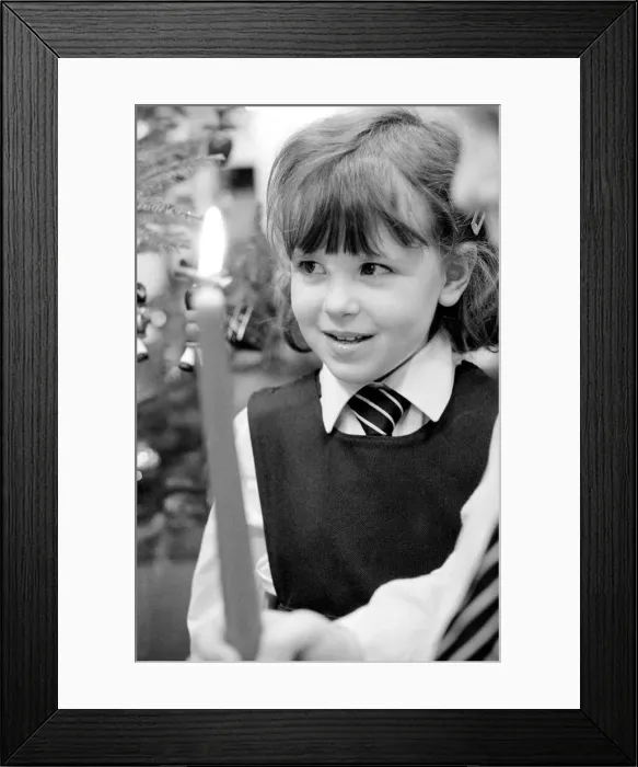 Framed Print : Kate Hurst (5) during a Christmas carol concert at Victoria Park Infant School - Bristol Framed Print : Kate Hurst (5) during a Christmas carol concert at Victoria Park Infant School - Bristol