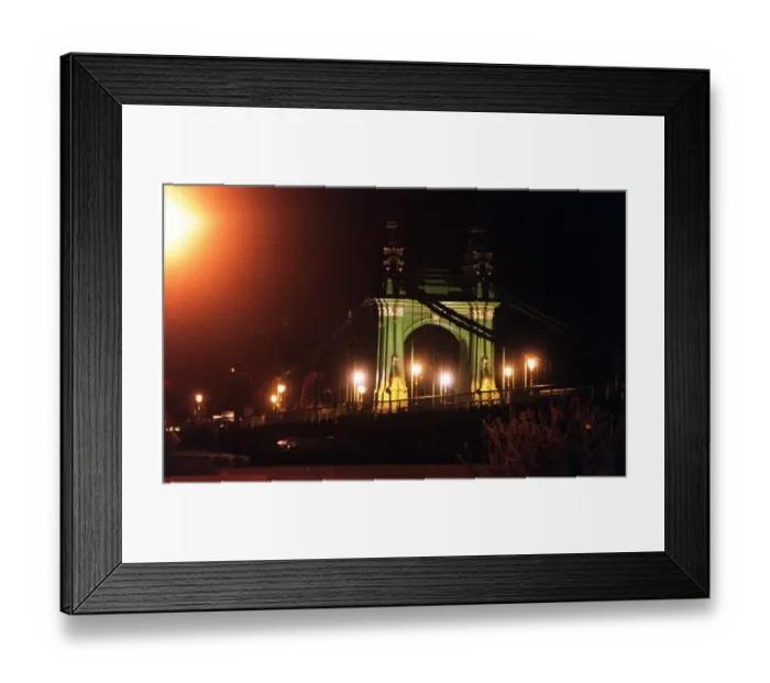 Framed Print : Hammersmith Bridge is one of the bridges crossing the River Thames Framed Print : Hammersmith Bridge is one of the bridges crossing the River Thames