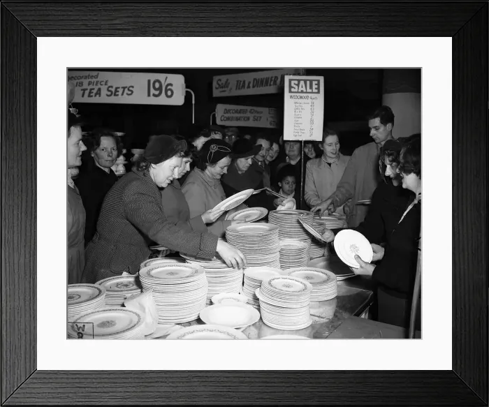 Framed Print : New Year Sales at Bakers and Selfridges in London Framed Print : New Year Sales at Bakers and Selfridges in London