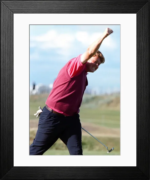 Framed Print : Gordon Sherry British Open Golf Championship 1995 holding up golf ball
