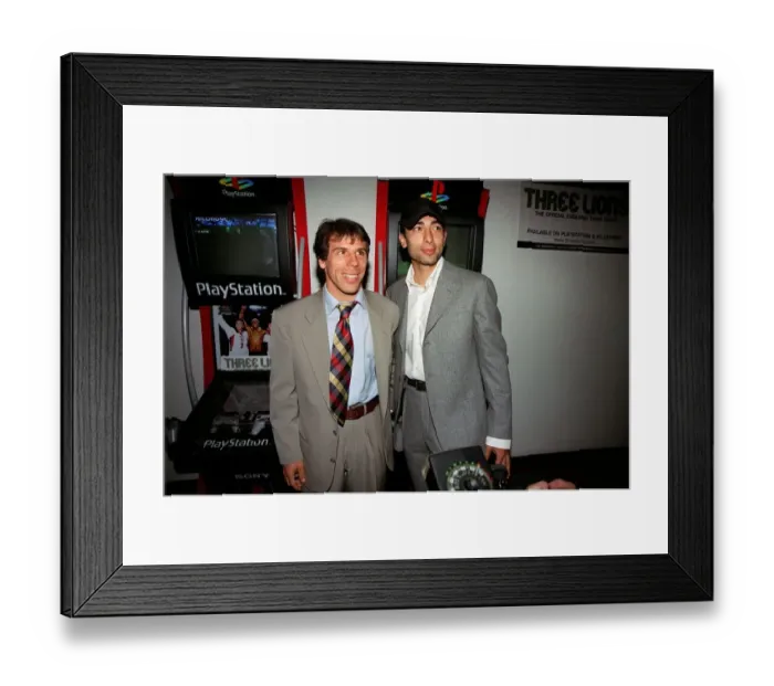 Framed Print : Chelsea footballer Gianfranco Zola and team mate Roberto Di Matteo at the Cafe de Paris Framed Print : Chelsea footballer Gianfranco Zola and team mate Roberto Di Matteo at the Cafe de Paris