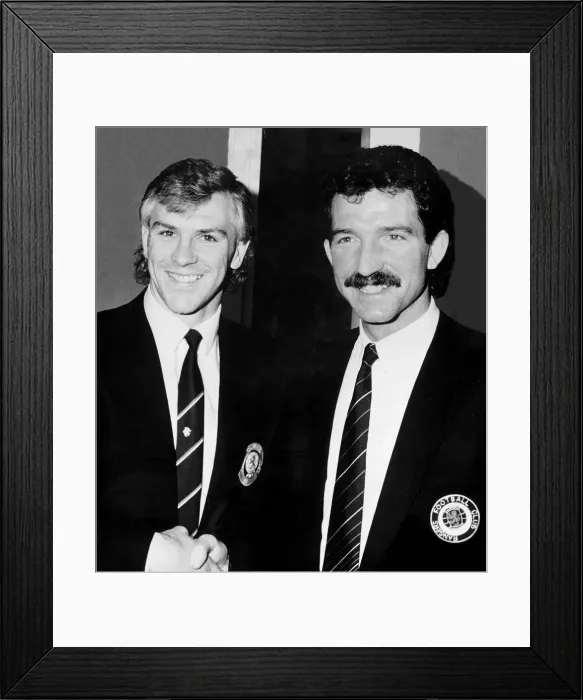 Framed Print : Graeme Souness football manager Rangers FC shakes hands with Graham Roberts Circa 1987 Framed Print : Graeme Souness football manager Rangers FC shakes hands with Graham Roberts Circa 1987