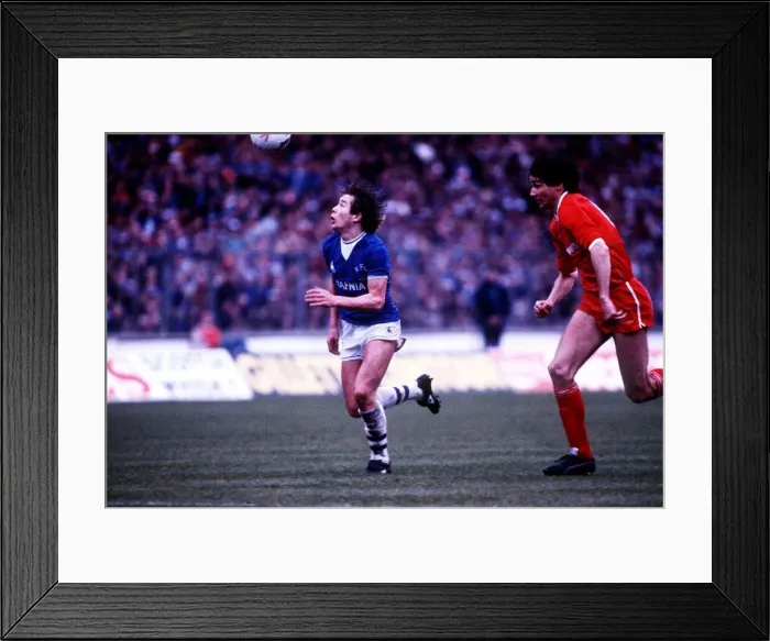 Framed Print : 1984 Milk cup Final Replay at Old Trafford. Liverpool 1 v Everton 0 Framed Print : 1984 Milk cup Final Replay at Old Trafford. Liverpool 1 v Everton 0