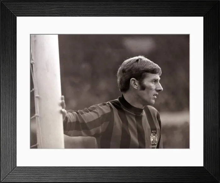 Framed Print : 1970 League Cup Final at Wembley Stadium. West Bromwich Albion 1 v Manchester City Framed Print : 1970 League Cup Final at Wembley Stadium. West Bromwich Albion 1 v Manchester City