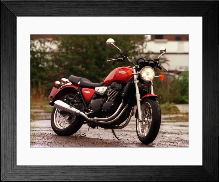 Framed Print : Triumph Legend 900cc motorbike September 1998 Framed Print : Triumph Legend 900cc motorbike September 1998