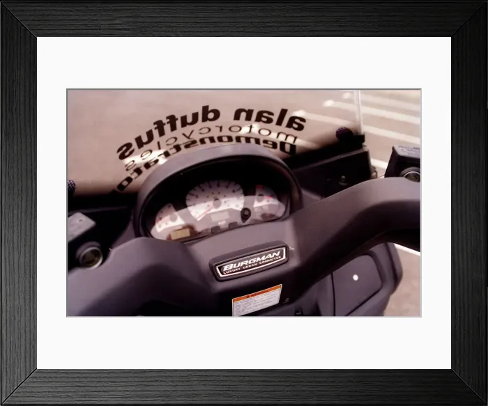 Framed Print : Suzuki Burgman 400 motorbike June 1999 dials Framed Print : Suzuki Burgman 400 motorbike June 1999 dials