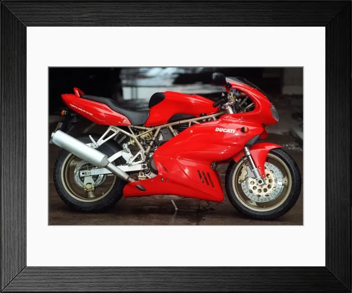 Framed Print : DUCATI 900ss January 1999 Red motorbike motorcycle Framed Print : DUCATI 900ss January 1999 Red motorbike motorcycle