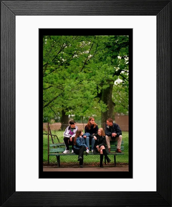 Framed Print : Edinburgh gang feature May 1998 teenagers sit on park bench Lara King