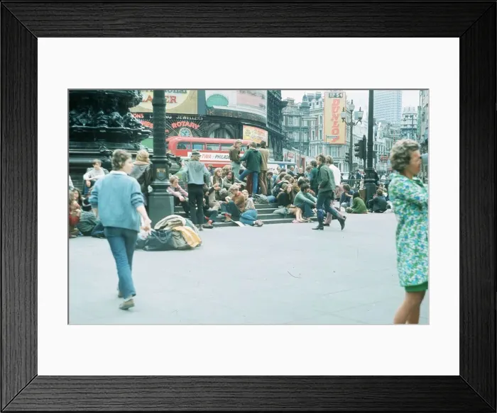Framed Print : Piccadilly Circus London