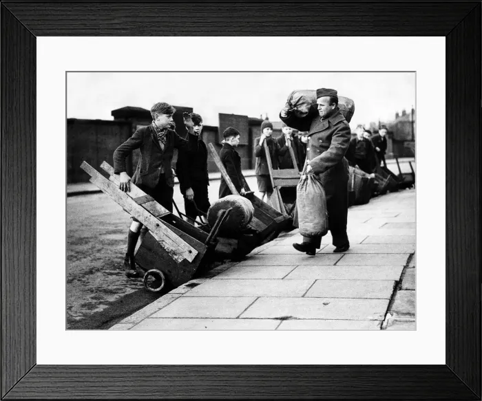 Framed Print : The soapbox transport company incorporated and unlimited are lined up at the ready Framed Print : The soapbox transport company incorporated and unlimited are lined up at the ready